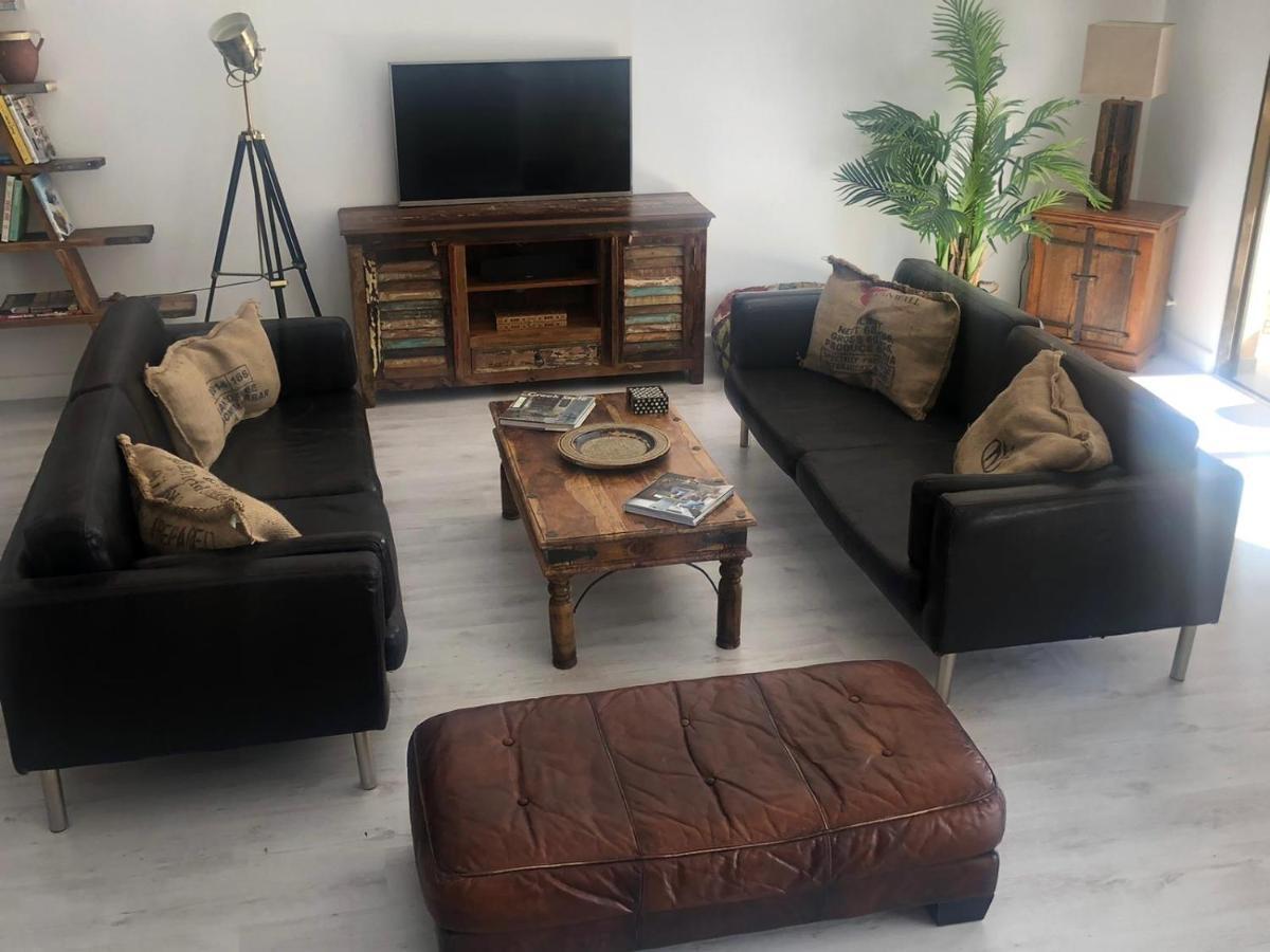Sun City Apartment Лимасол Екстериор снимка